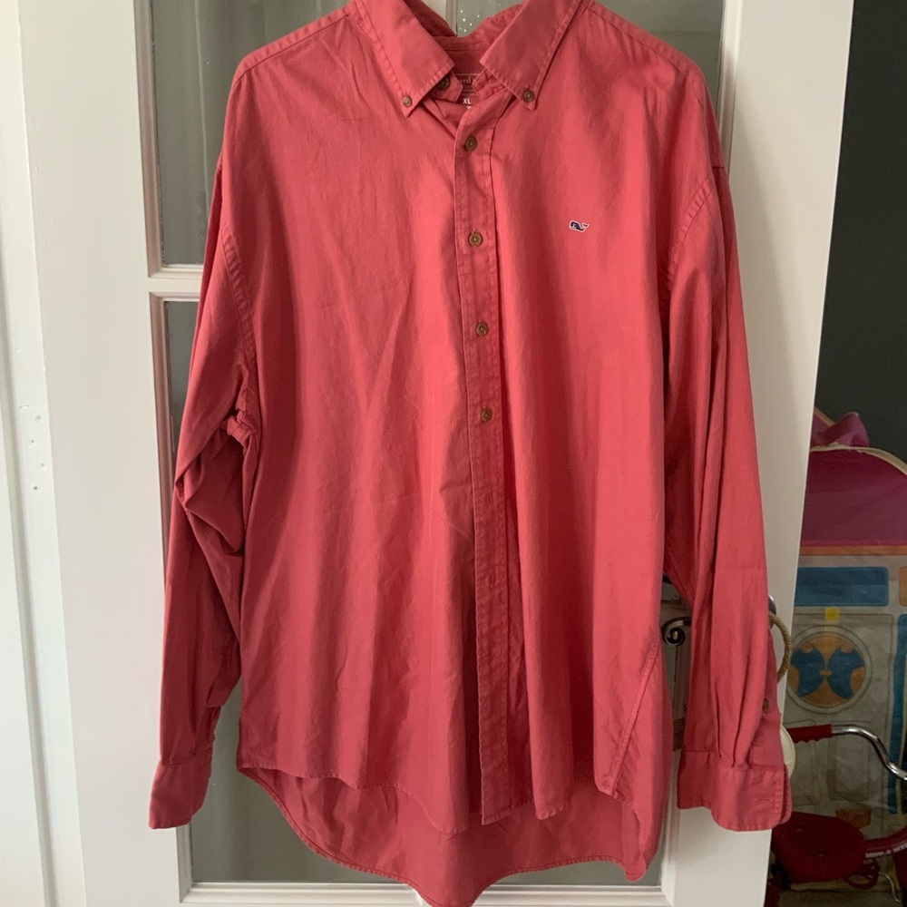 Vineyard Vines Men's Red Button-Down Shirt